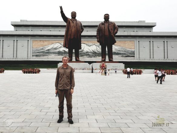 Kelionė į Šiaurės Korėją. Pabėgimas nuo gidų ir slapti 6* viešbučio aukštai