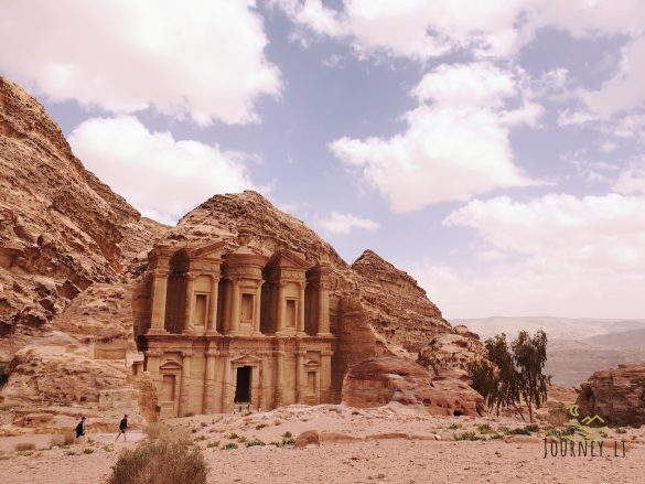 Kelionė į Jordaniją. Neturistinis vakarėlis su vietiniais, jų svetingumas ir unikali Petra