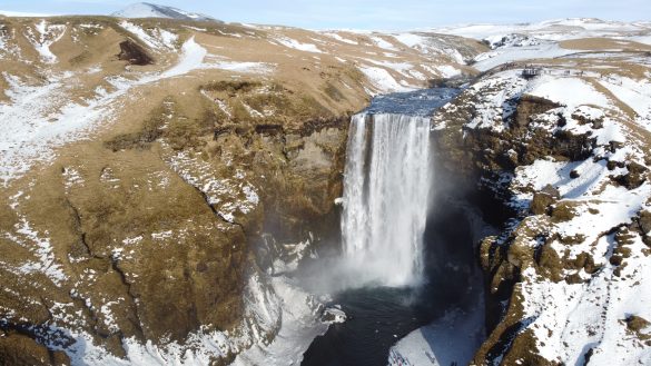 Islandija – Kelionė po ledynus, krioklius ir kitas gražiausias žiemos vietas